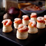 Receta de canapes con gambas y tomate